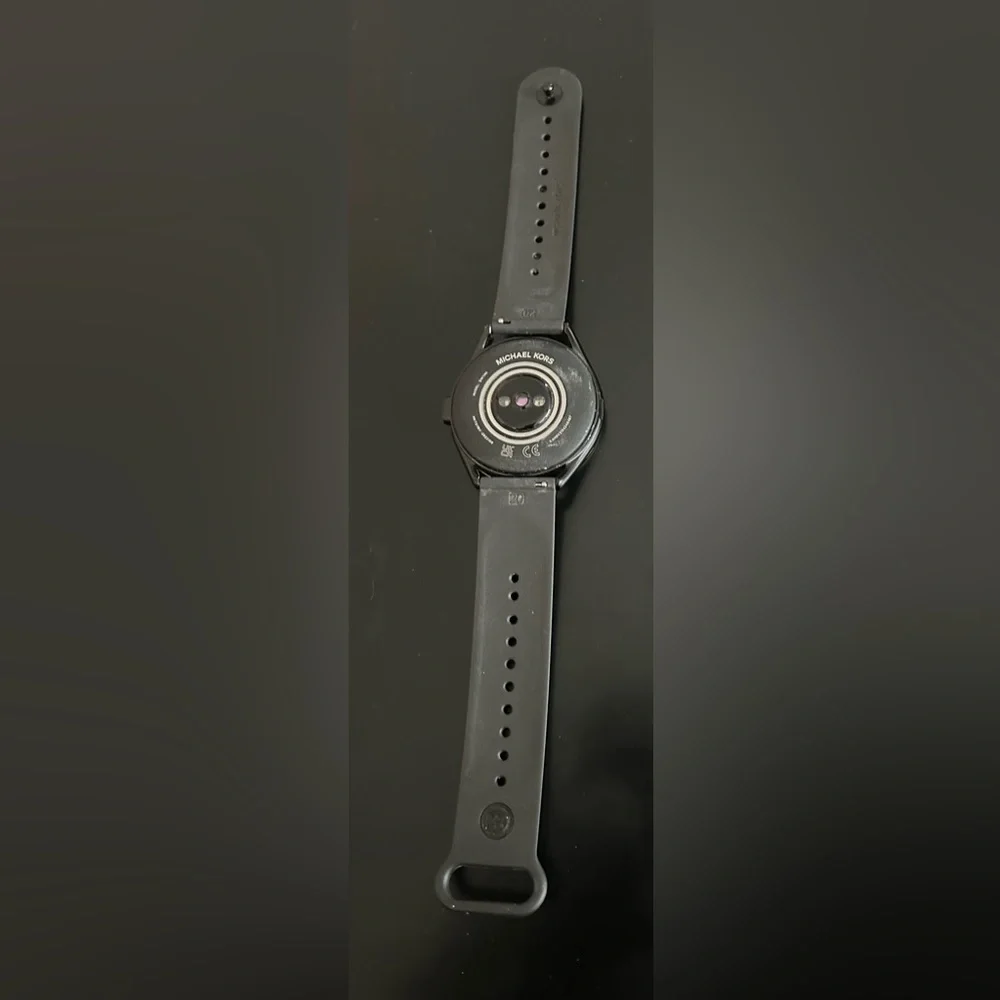 Michael Kors Access MKGO Gen 5E